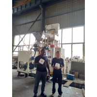 云南全自動(dòng)食鹽壓塊機(jī)Y壓制鹽塊規(guī)格多樣化