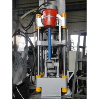 泰州市全自動(dòng)四柱通用液壓機(jī)精益求精  品質(zhì)保證Y